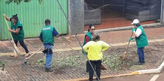 Após temporal, secretaria de Meio Ambiente de São Miguel do Iguaçu realiza força-tarefa para limpeza de vias públicas