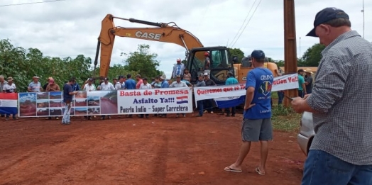 Após término de protesto, trânsito de caminhoneiros está liberado em Puerto Índio