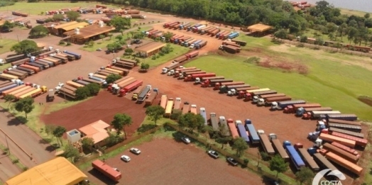 Asfalto no lado paraguaio deve impulsionar economia e transporte via Porto de Santa Helena