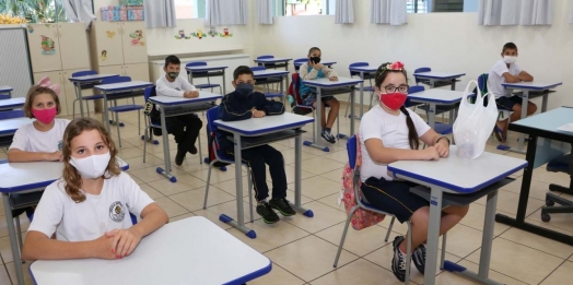 Aulas presenciais serão retomadas segunda-feira (21) em Santa Helena