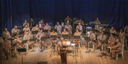 Banda da Polícia Militar do Paraná se apresenta em Medianeira