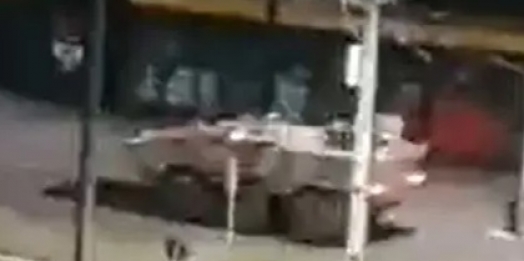 Bandidos causam terror em Guarapuava e assustam moradores com tiros e carros incendiados; vídeo