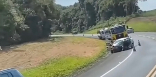 Batida frontal mata duas pessoas em Prudentópolis