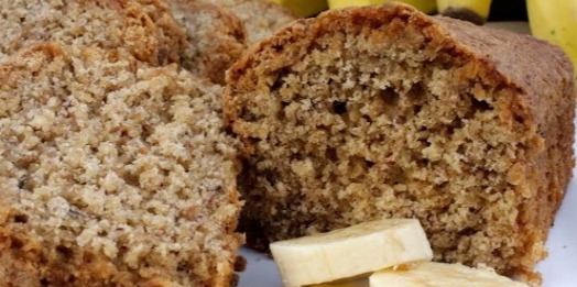 Bolo de banana com aveia - Sem açúcar e sem farinha