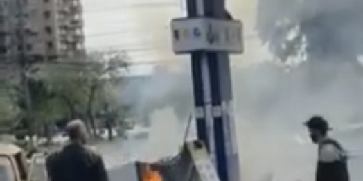 Bomba de posto de combustível incendeia em Foz do Iguaçu; vídeo