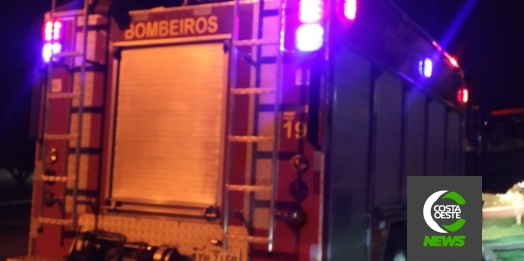 Bombeiros são acionados para atender princípio de incêndio em residência em Santa Helena