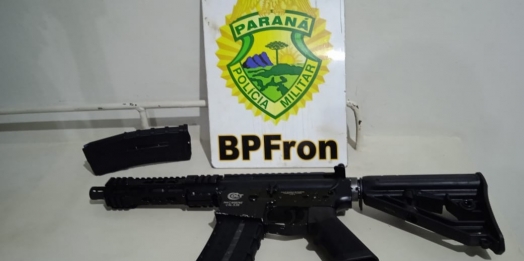 BPFRON apreende arma de fogo carabina 5,56 com passageira de ônibus em Santa Terezinha de Itaipu