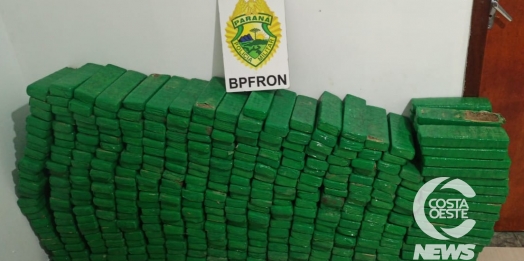 BPFRON apreende carro carregado com 310,400 kg de maconha em Santa Helena