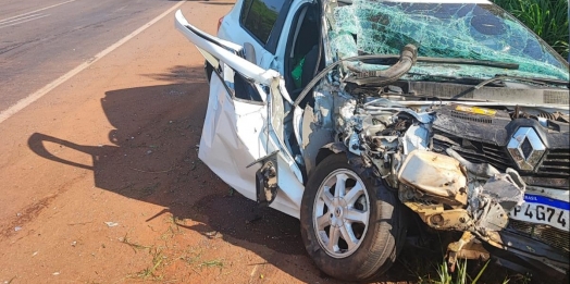 BPFRON apreende carro carregado com drogas em Cascavel