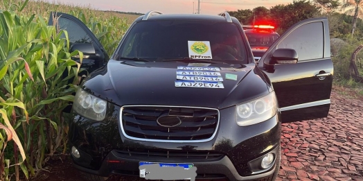 BPFRON apreende carro preparado para contrabando em Santa Terezinha de Itaipu