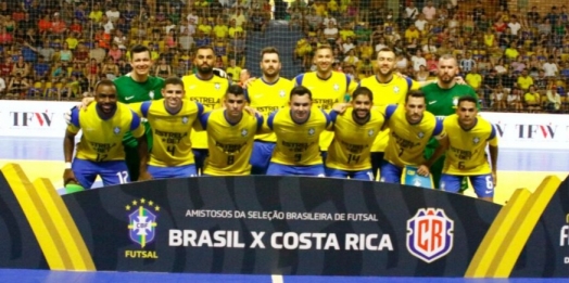 Brasil vence a Costa Rica no desafio Internacional de Futsal em Itaipulândia