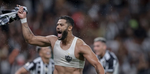 Brasileiro: Hulk decide e Atlético continua vivo na luta pelo título