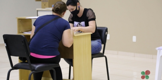 Caixa finaliza assinatura de contratos com as 36 famílias contempladas com casas em Missal
