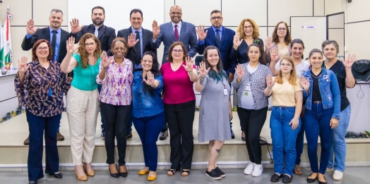 Câmara aprova projeto de lei que institui 21 Dias de Ativismos pelo Fim da Violência Contra as Mulheres de Medianeira