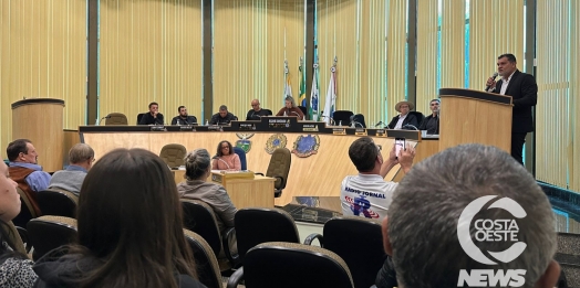 Câmara de São Miguel do Iguaçu celebra trabalho da imprensa