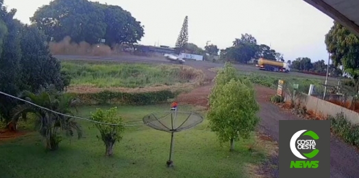 Câmera flagra veículo capotando na BR-277 em São Miguel do Iguaçu