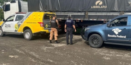 Caminhoneiro é preso na BR-277 transportando 350 mil maços de cigarro do Paraguai
