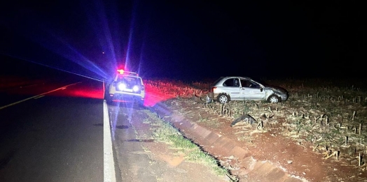 Capotamento deixa cinco pessoas feridas na PR 497 em Itaipulândia