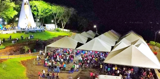 Itaipulândia: celebrações levam multidão ao Monumento Nossa Senhora Aparecida