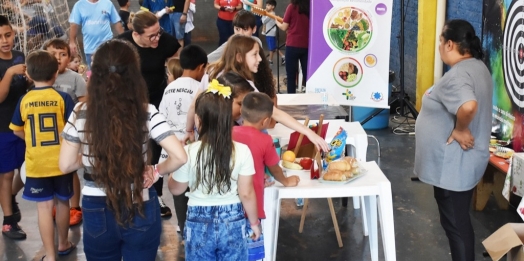 Centenas de pessoas participam do projeto ‘Criança em Ação’ no Bairro Floresta