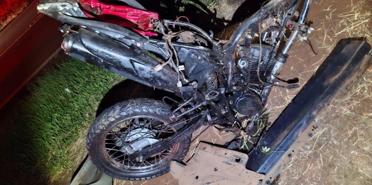 Colisão frontal deixa um morto e dois feridos na PR-874 em Santa Terezinha de Itaipu