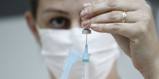 Com 12 casos ativos de Covid-19, Saúde de Santa Helena reforça importância da vacinação