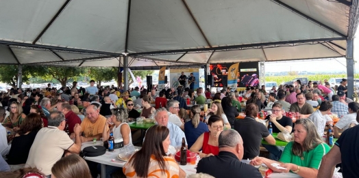 Comunidade de Linha Santa Cruz realiza grande festa com participação expressiva do público em Santa Helena