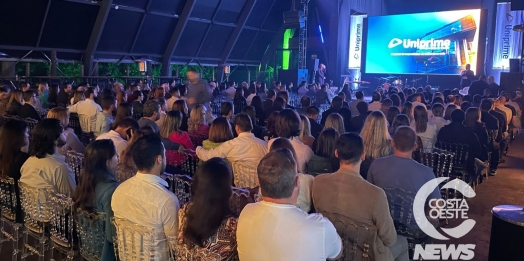 Conecta Uniprime reuniu cooperados de Medianeira em uma noite especial