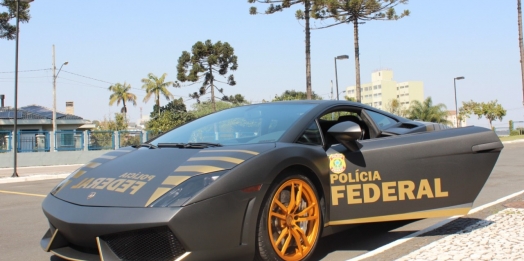 Conheça o veículo esportivo de luxo utilizado pela Polícia Federal