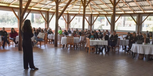 Conselheiros e ex-conselheiros tutelares do Oeste do Paraná realizam capacitação em São Miguel