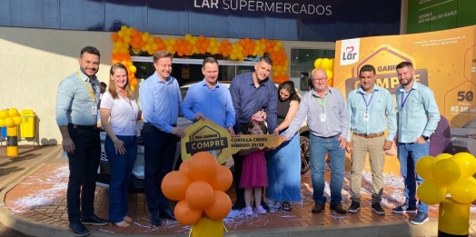 Cooperativa Lar entrega Corolla Cross 0km a ganhador de São Miguel do Iguaçu