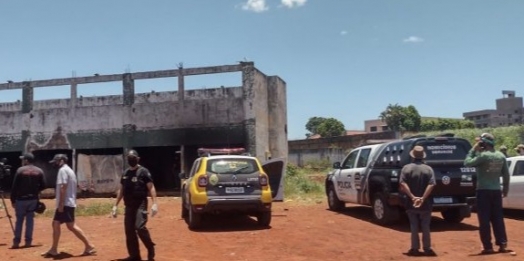 Corpo é encontrado carbonizado em prédio abandonado atrás da Rodoviária de Foz do Iguaçu