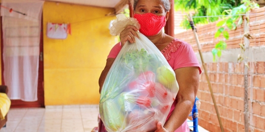 CRAS entrega 50 cestas de hortifrúti para famílias de Itaipulândia