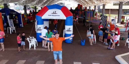 Cresol celebra 10 anos da Lala’s brinquedos com festa para a comunidade
