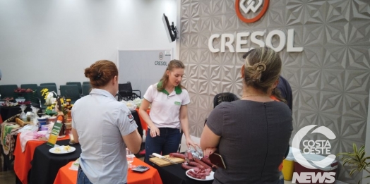 Cresol e APROSMI realizam feirinha em São Miguel do Iguaçu