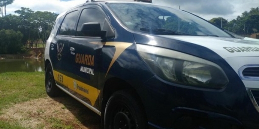Criança é encontrada amarrada pelo tornozelo no Paraná; mãe foi presa