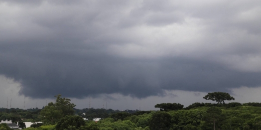 Defesa Civil alerta para temporal no Oeste do Paraná