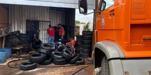 Defesa Civil combate princípio de incêndio em borracharia de Santa Helena