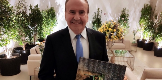 Diretor-presidente da Lar Cooperativa é homenageado pelo Banco do Brasil em Curitiba