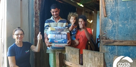 Em parceria com Rádio Costa Oeste, ACAF entrega doações de alimentos em São Miguel do Iguaçu
