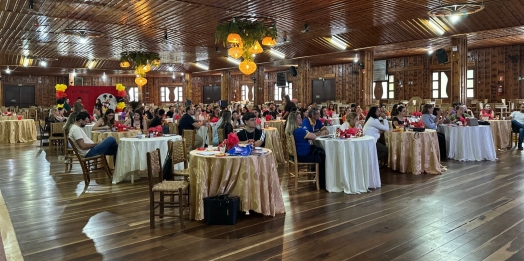 Empresários de São Miguel do Iguaçu aprendem metodologia Disney para atendimento