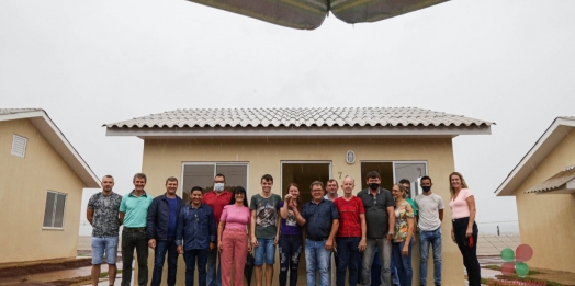 Entrega da 1ª etapa do Loteamento Esperança em Missal