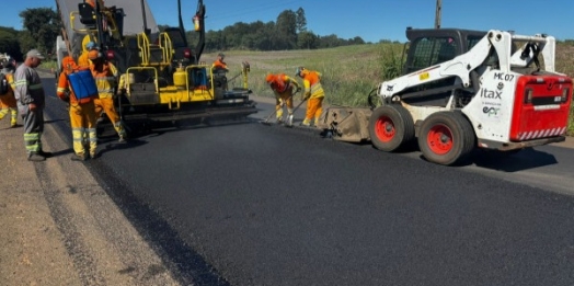 EPR Iguaçu atua na requalificação do pavimento no trecho da BR-277, entre Santa Tereza do Oeste e Matelândia, e prevê intervenções no tráfego