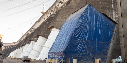 Equipamentos em dia: Manutenção garante sustentabilidade de condutos forçados da usina de Itaipu