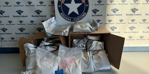 Equipe da Receita Federal em Guaíra apreende 130 kg de substância análoga à maconha