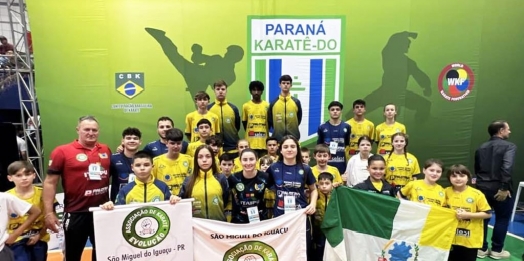 Equipe de karatê conquista 19 medalhas no Campeonato Paranaense em Cascavel