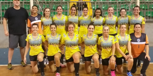 Equipes de Handebol de Santa Helena participam de jogos preparatórios