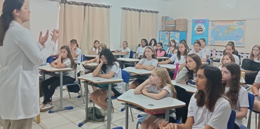 Estudantes da Rede Estadual participam de palestra sobre gravidez na adolescência em Missal