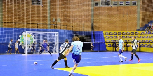 Foi dada a largada no Campeonato Municipal de Futsal Quarentinha em Itaipulândia