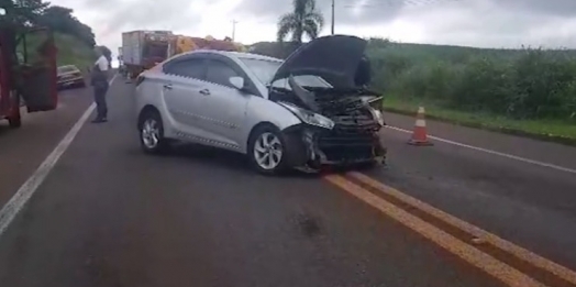 Forte colisão deixa sete vítimas feridas na BR-277, em Cascavel